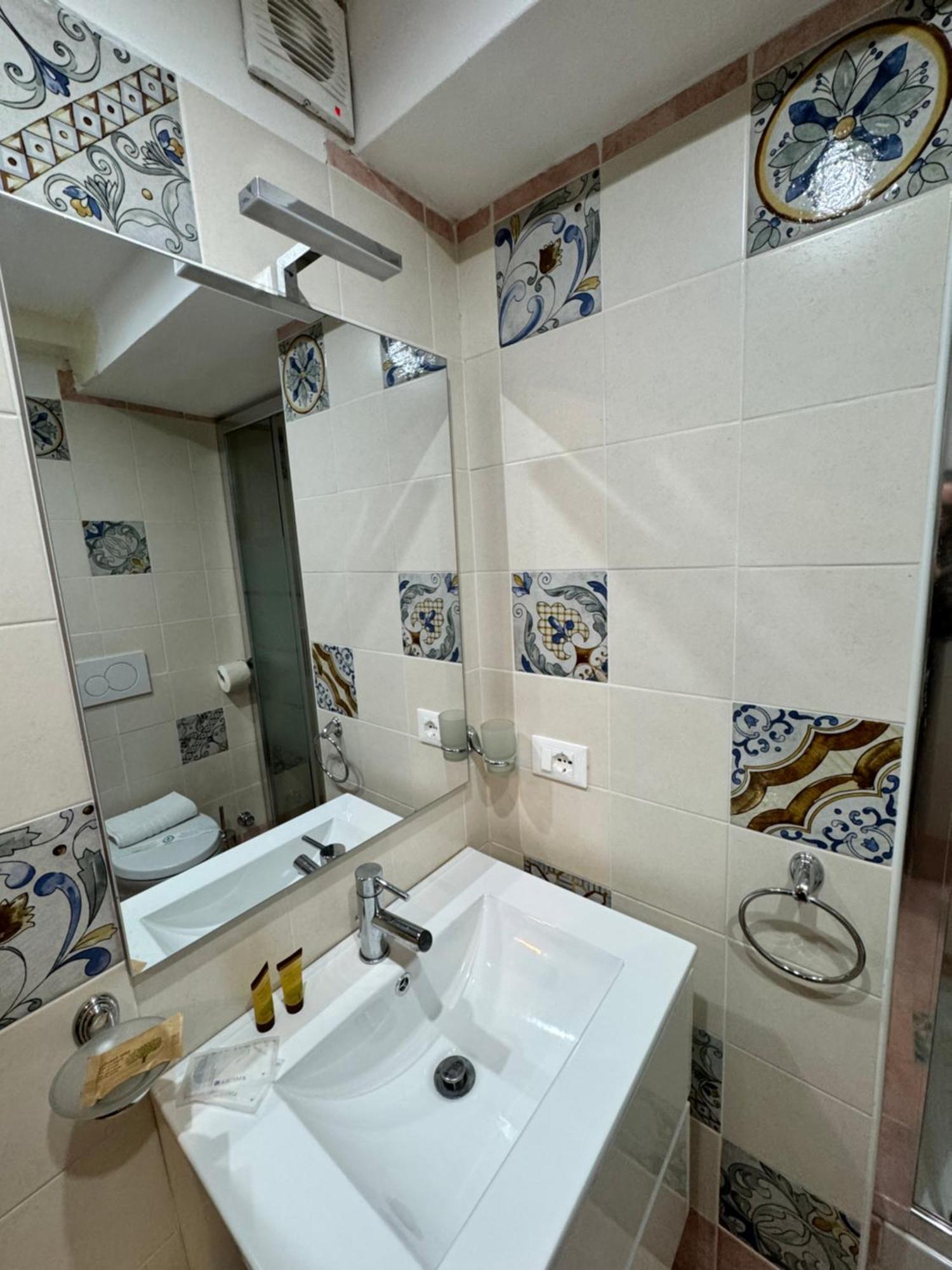 Taormina'S Sun Apartment Exterior photo