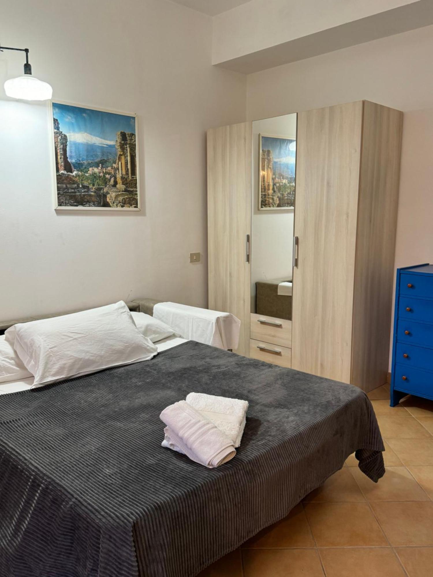 Taormina'S Sun Apartment Exterior photo
