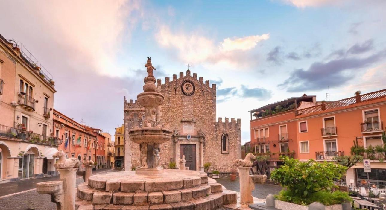 Taormina'S Sun Apartment Exterior photo